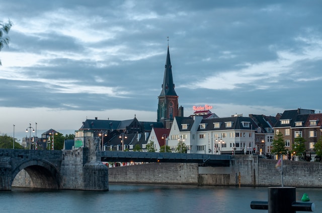Bezoek Maastricht vanuit uw vakantiehuis in Zuid-Limburg